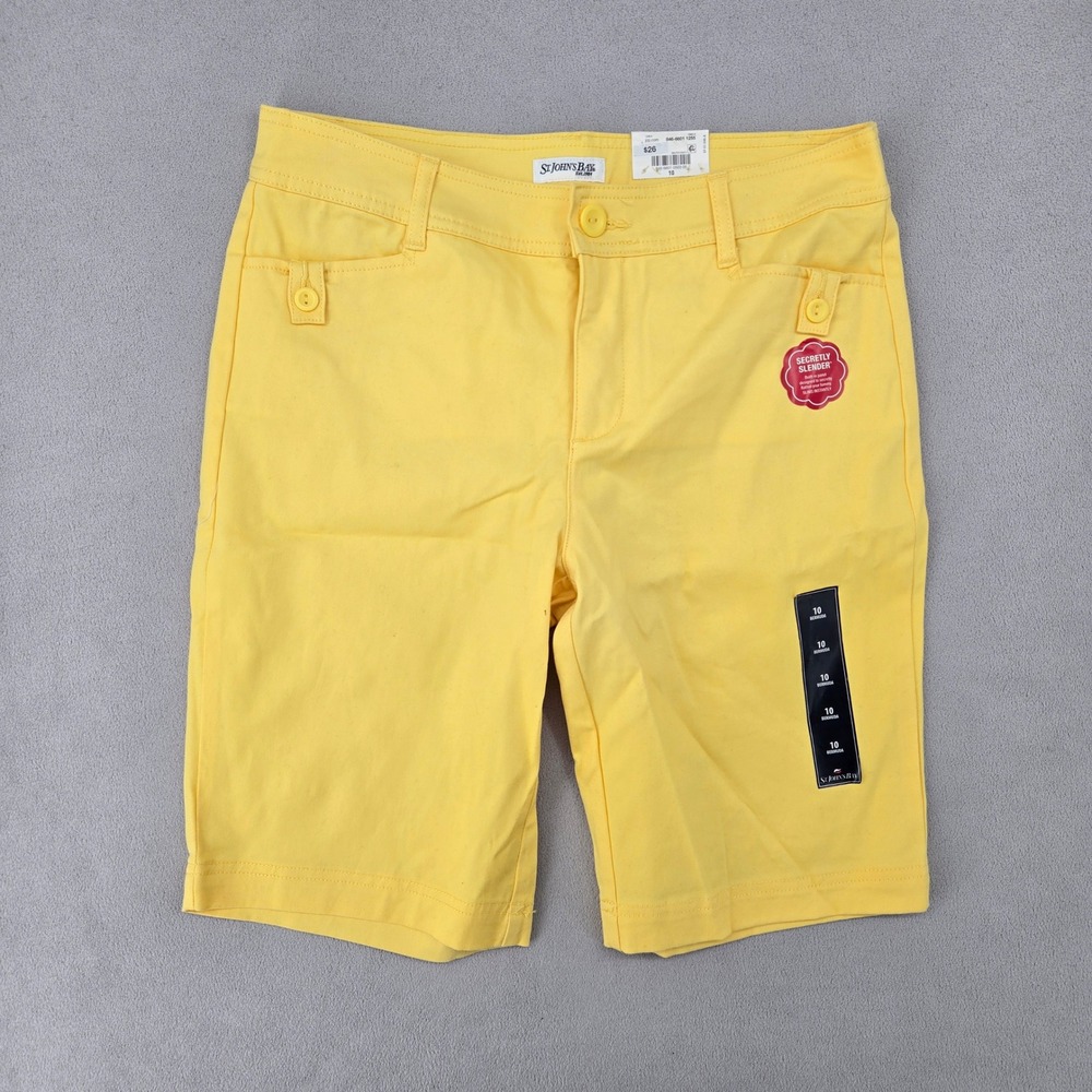 St. John's Bay Women Size 10 Yellow Bermuda Shorts Secretly Slender NWT